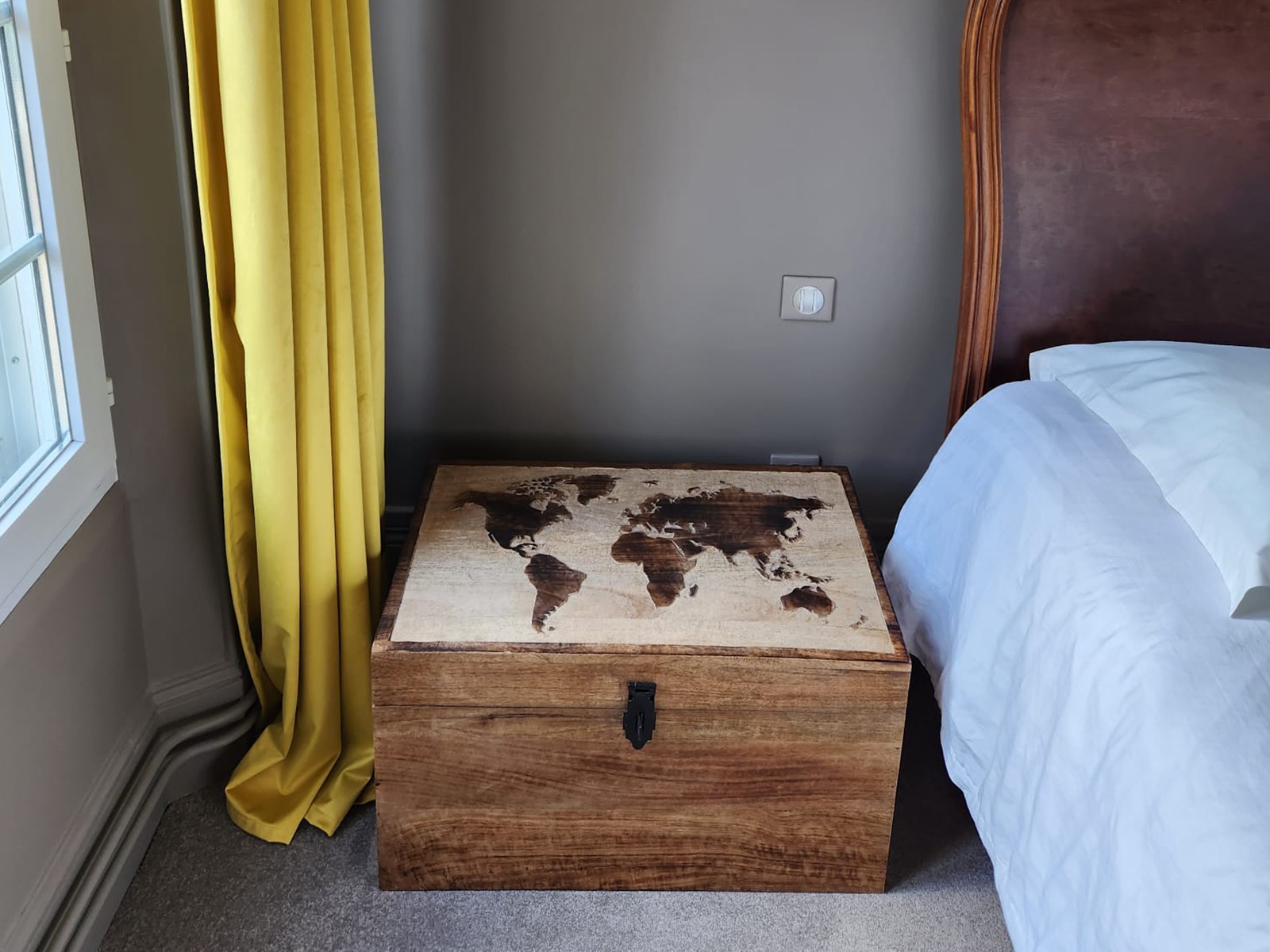 Chapitre 5 Chapitre 5 Chambres Luxe & Confort - Hostellerie du Château du Bois Guibert - Hotel Charme Logis Nuit Chateau Chateaudun Chartres Domaine Bonneval Eure et Loir - Chambre Wifi (fibre) disponible au Château