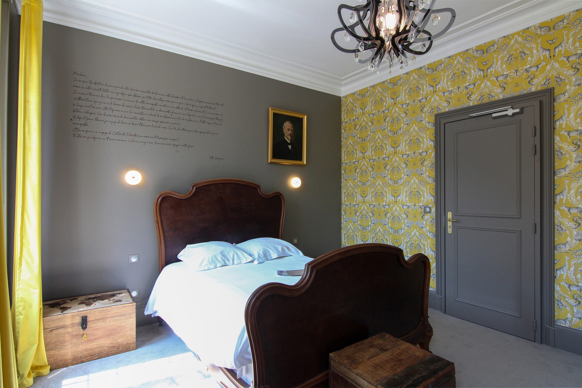 A la recherche d'un gite, d'une auberge, d'un hotel, l'hostellerie du château du Bois Guibert vous accueille. De nombreux chapitres se sont inscris à travers nos murs...entre histoire et modernité. Découvrez le Chapitre 5 - Chambre luxe & confort !